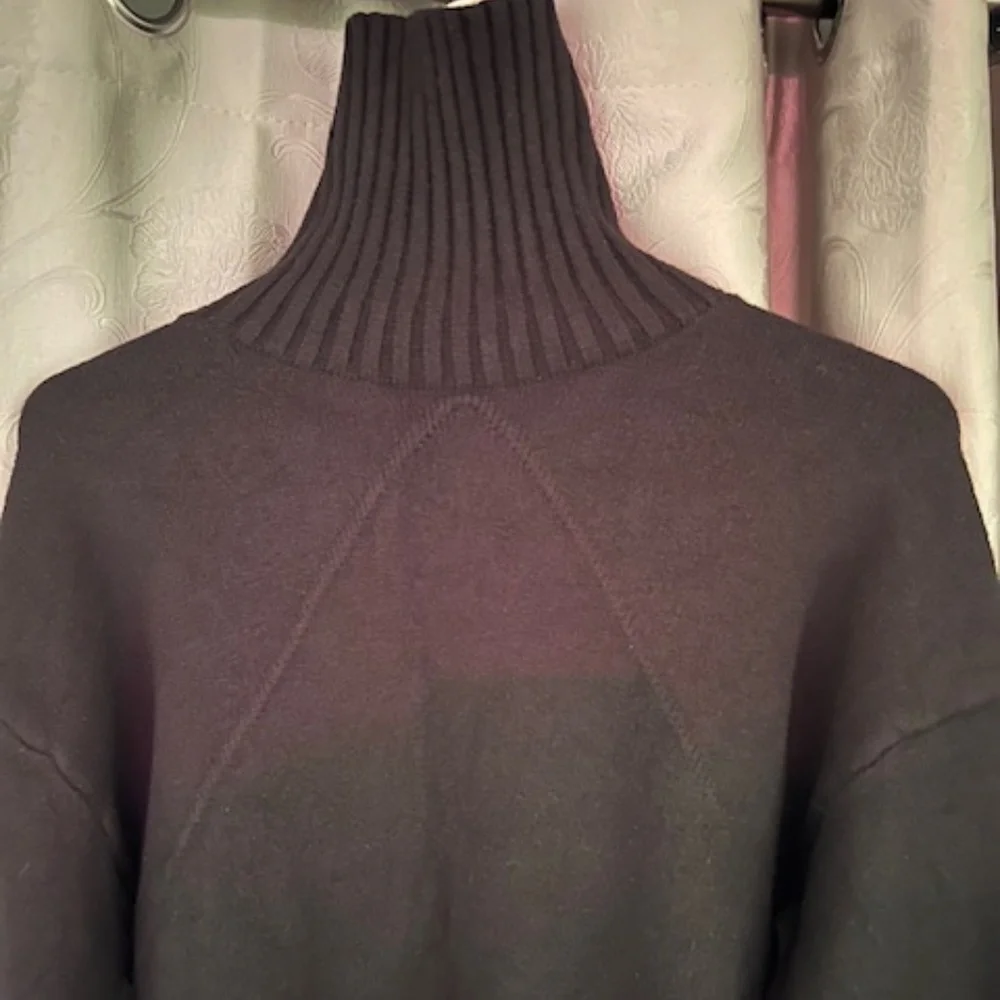 Black wool blend Turtleneck - Picture 2 of 3